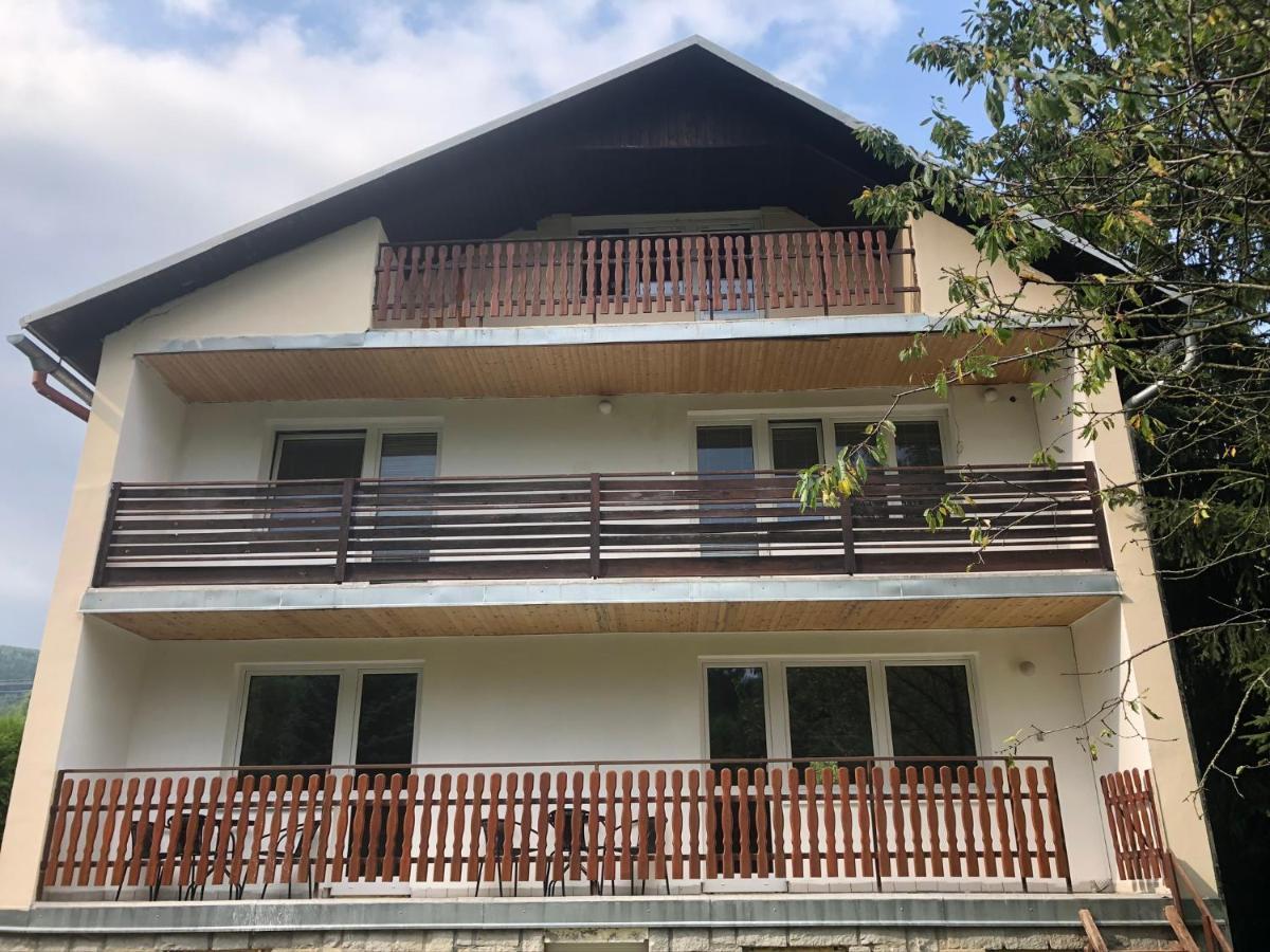 Apartmany U Kostela 리포바 라즈네 외부 사진